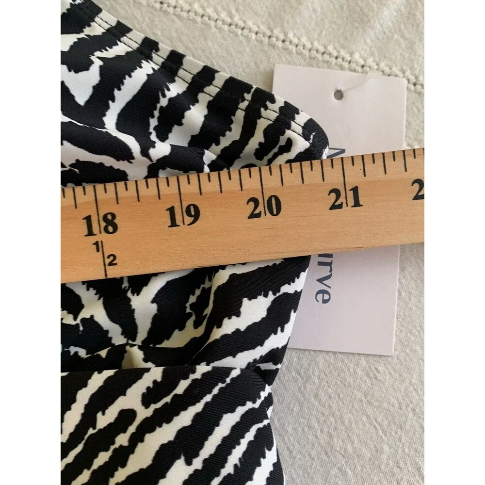 Meet Curve Swimsuit Size 4XL Swim Dress Black White Zebra Animal Print NEW